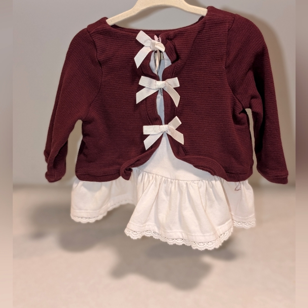 Jillian's Closet Long Sleeve Top in Burgundy and white size 18 m